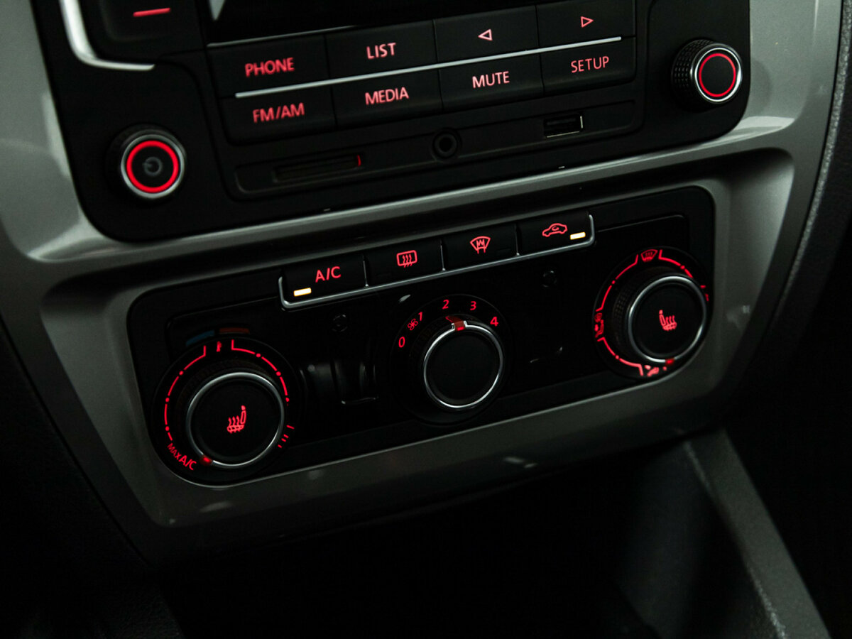 Volkswagen Jetta VI Рестайлинг, 2017 Фото №12