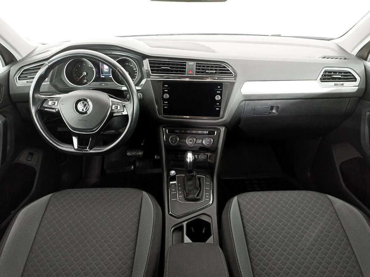 Volkswagen Tiguan, 2020 Фото №12