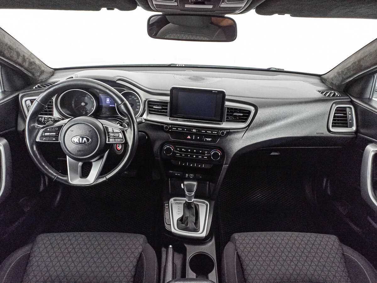 Kia Ceed, 2018 Фото №12