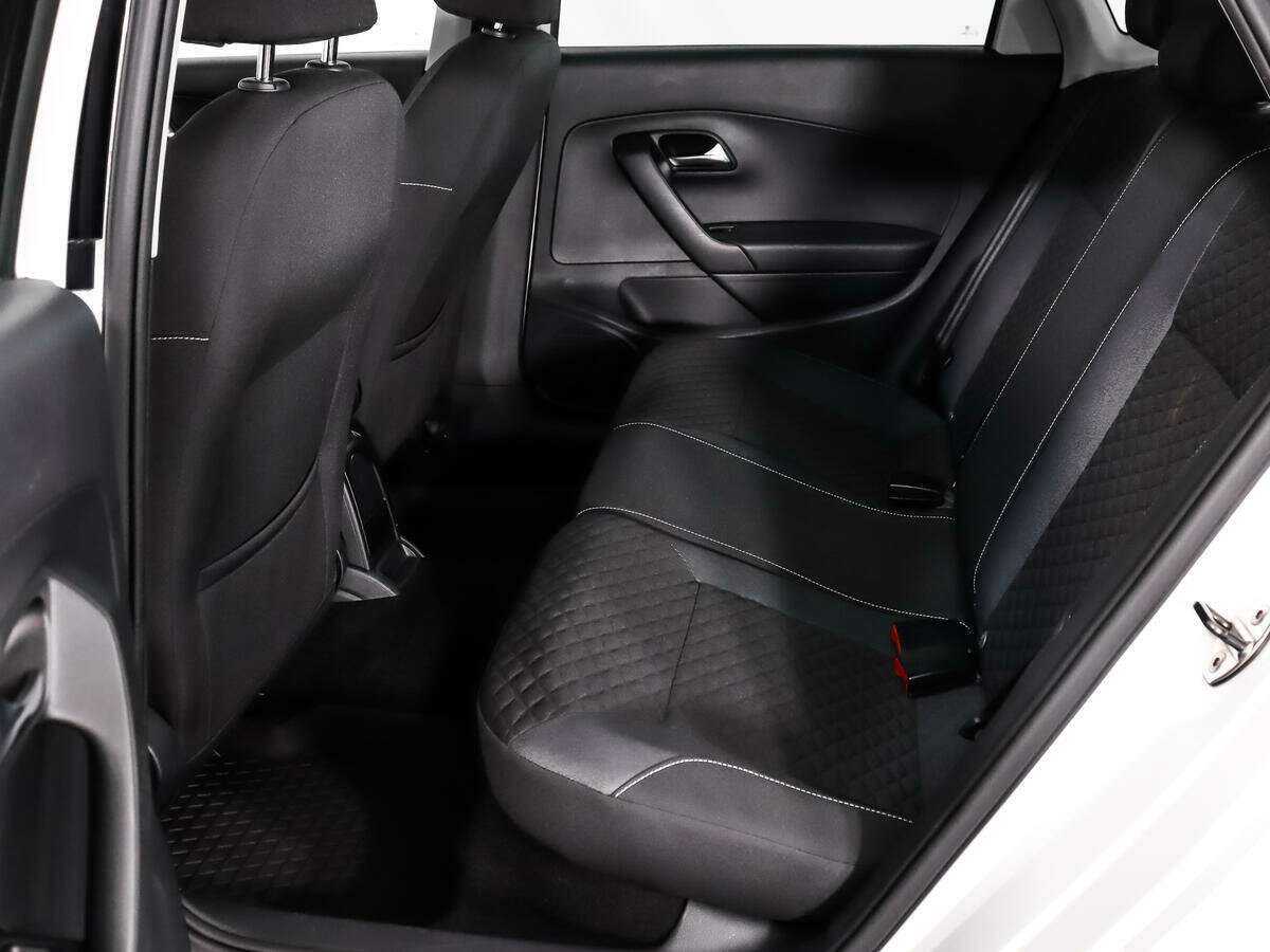 Volkswagen Polo, 2018 Фото №10