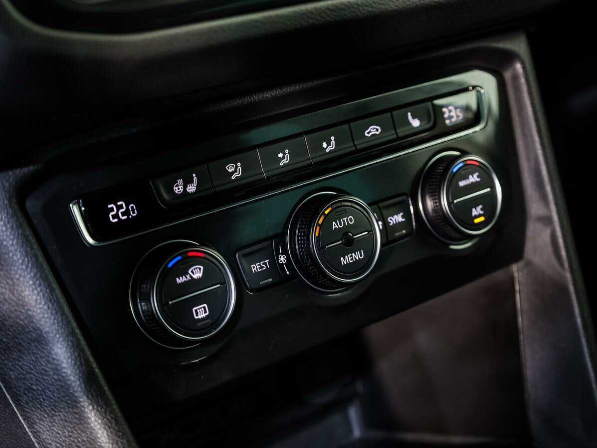 Volkswagen Tiguan L, 2019 Фото №14