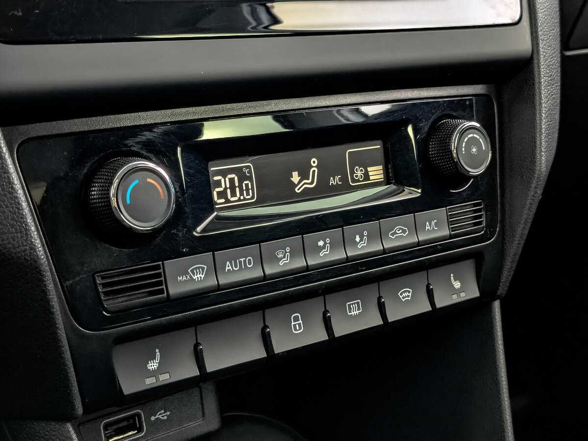 Skoda Rapid, 2018 Фото №21