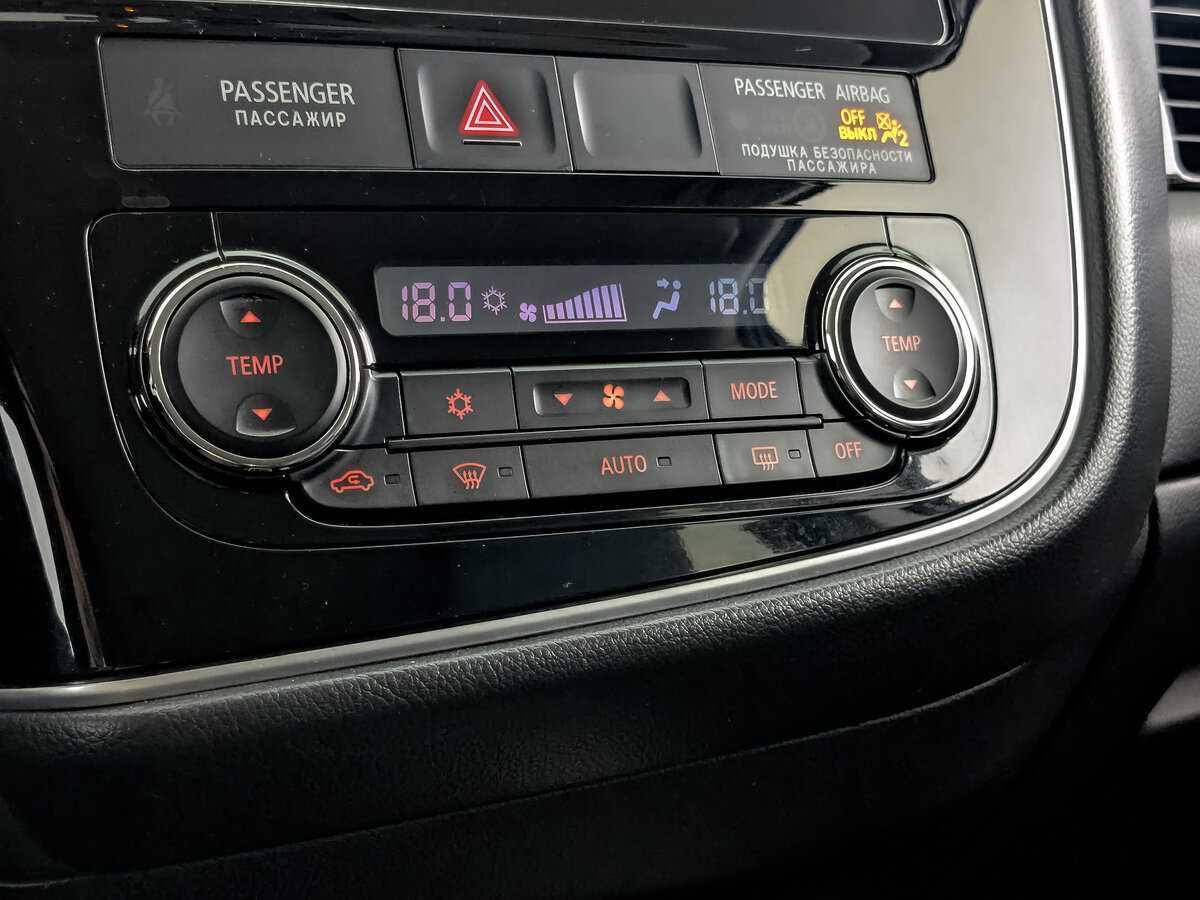 Mitsubishi Outlander, 2017 Фото №21