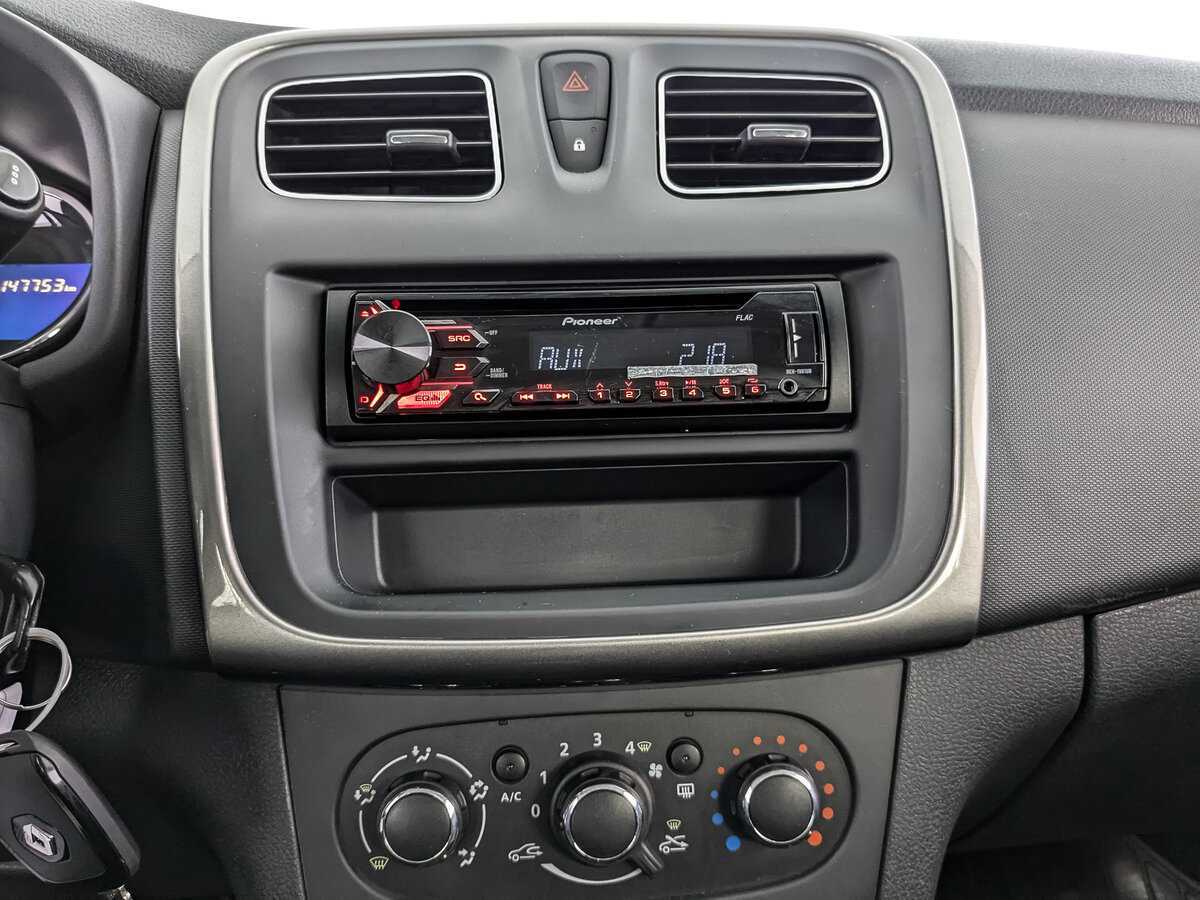 Renault Logan, 2016 Фото №13