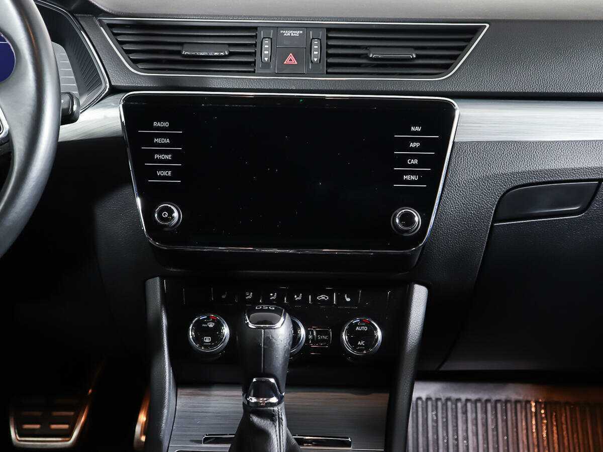 Skoda Superb, 2021 Фото №12