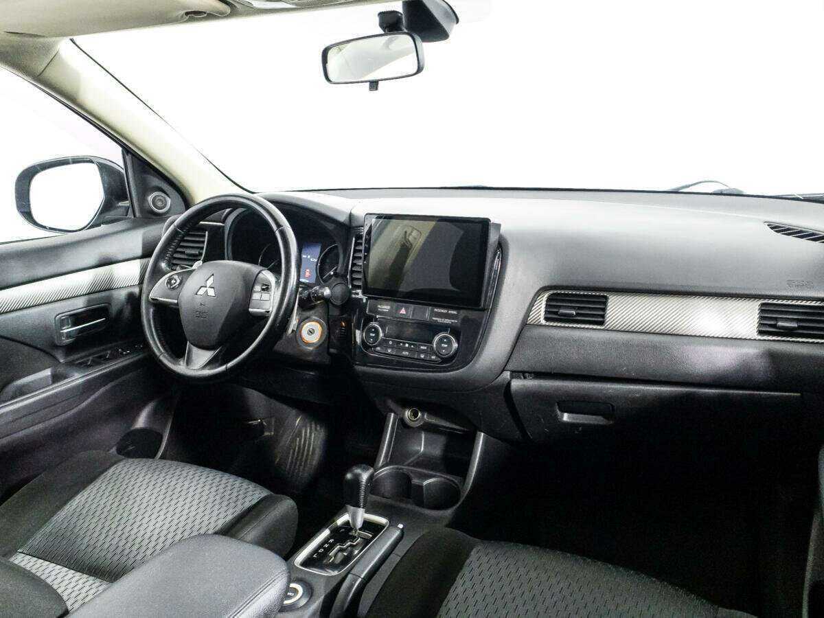 Mitsubishi Outlander, 2013 Фото №9