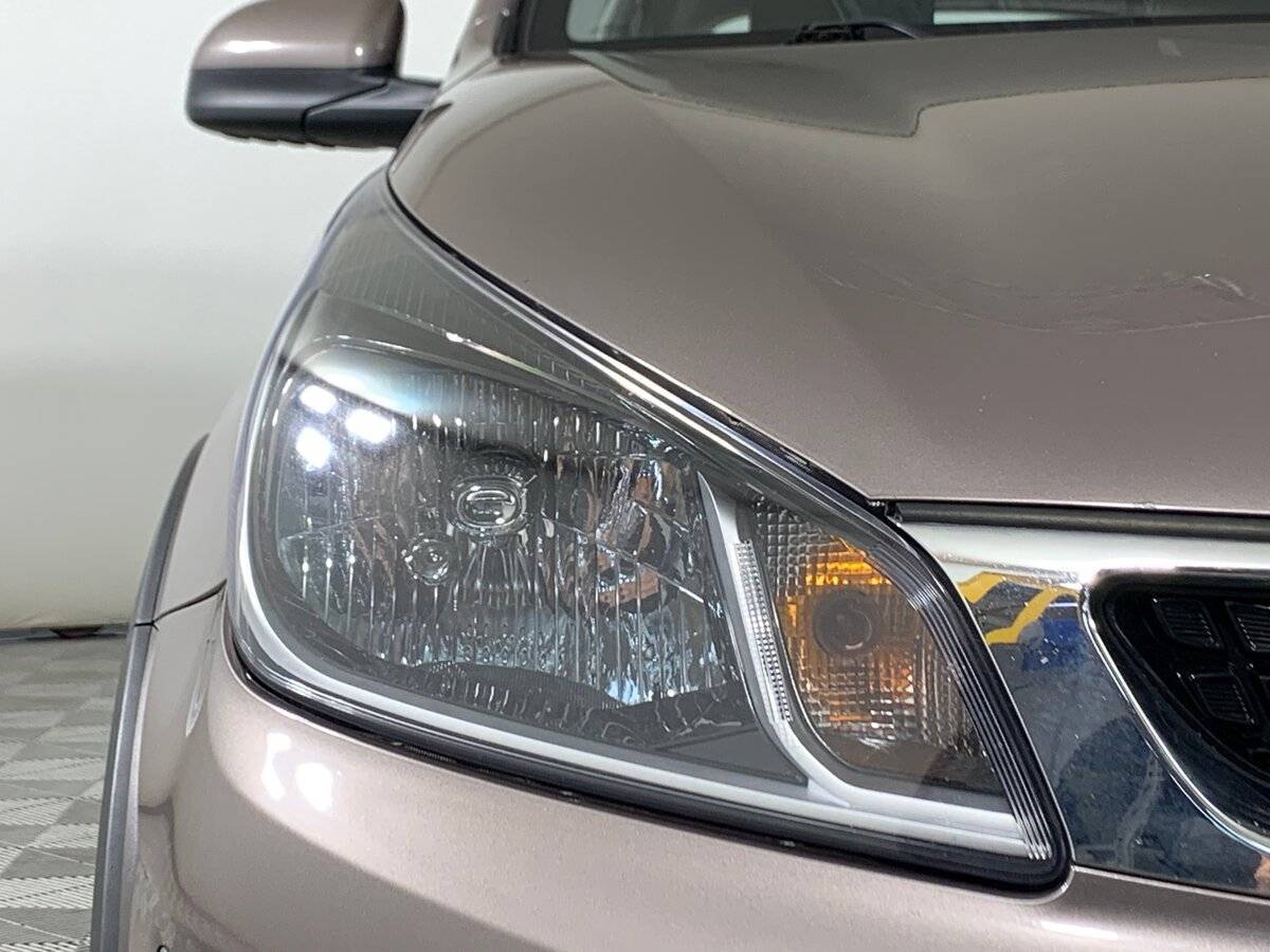 Kia Rio X-Line, 2018 Фото №10