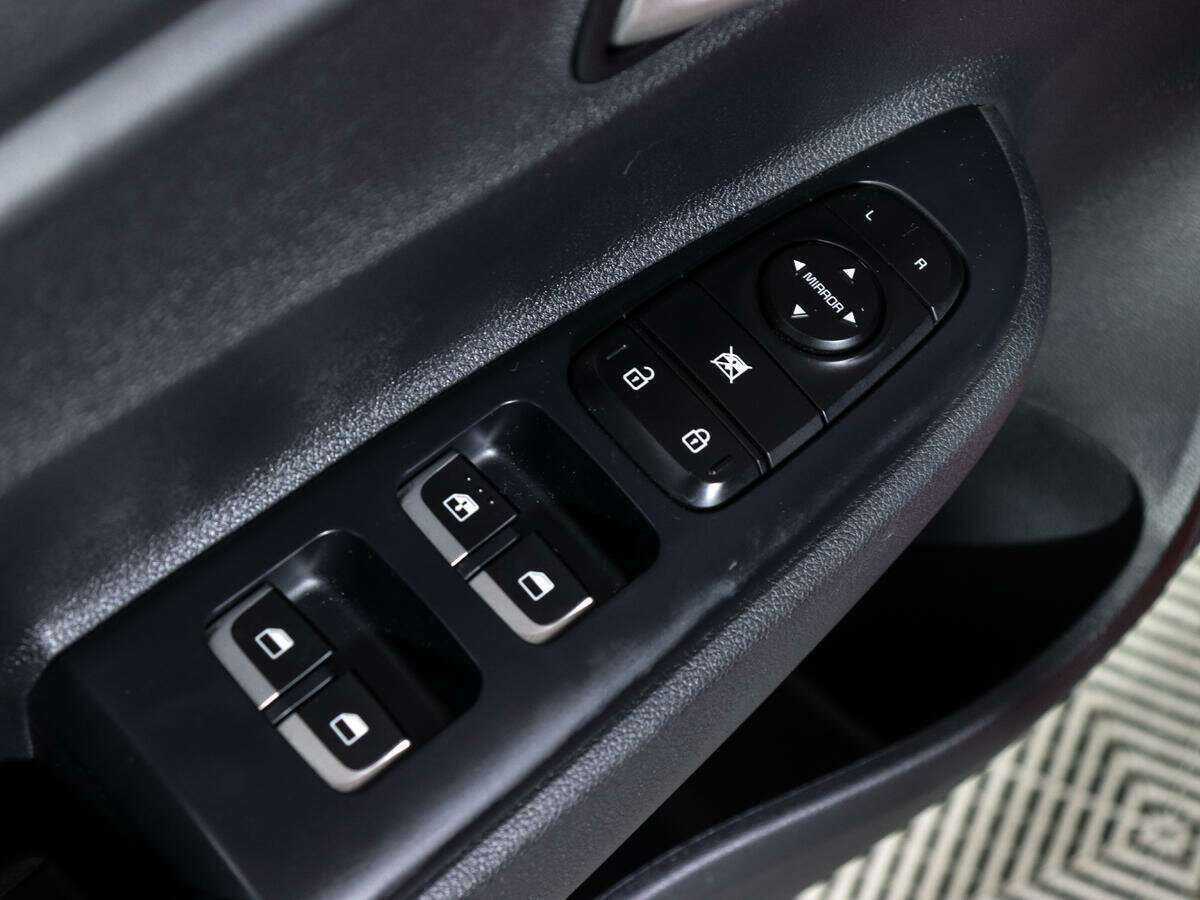 Kia Rio, 2019 Фото №16