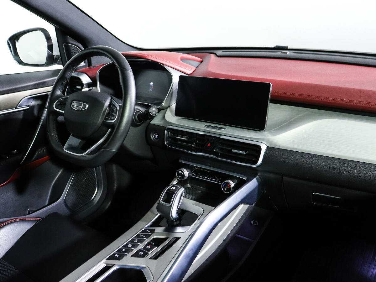 Geely Coolray, 2021 Фото №7