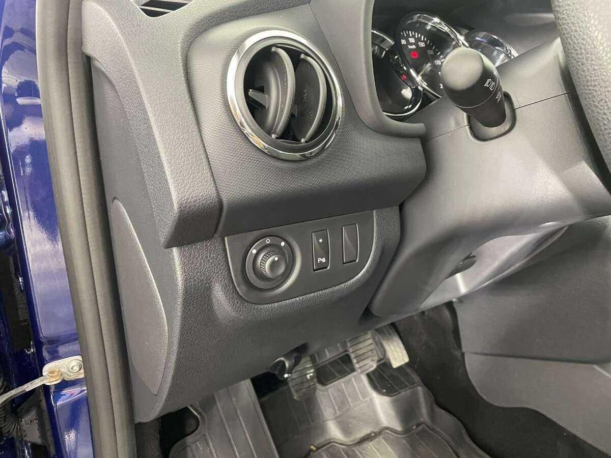 Renault Logan, 2016 Фото №9