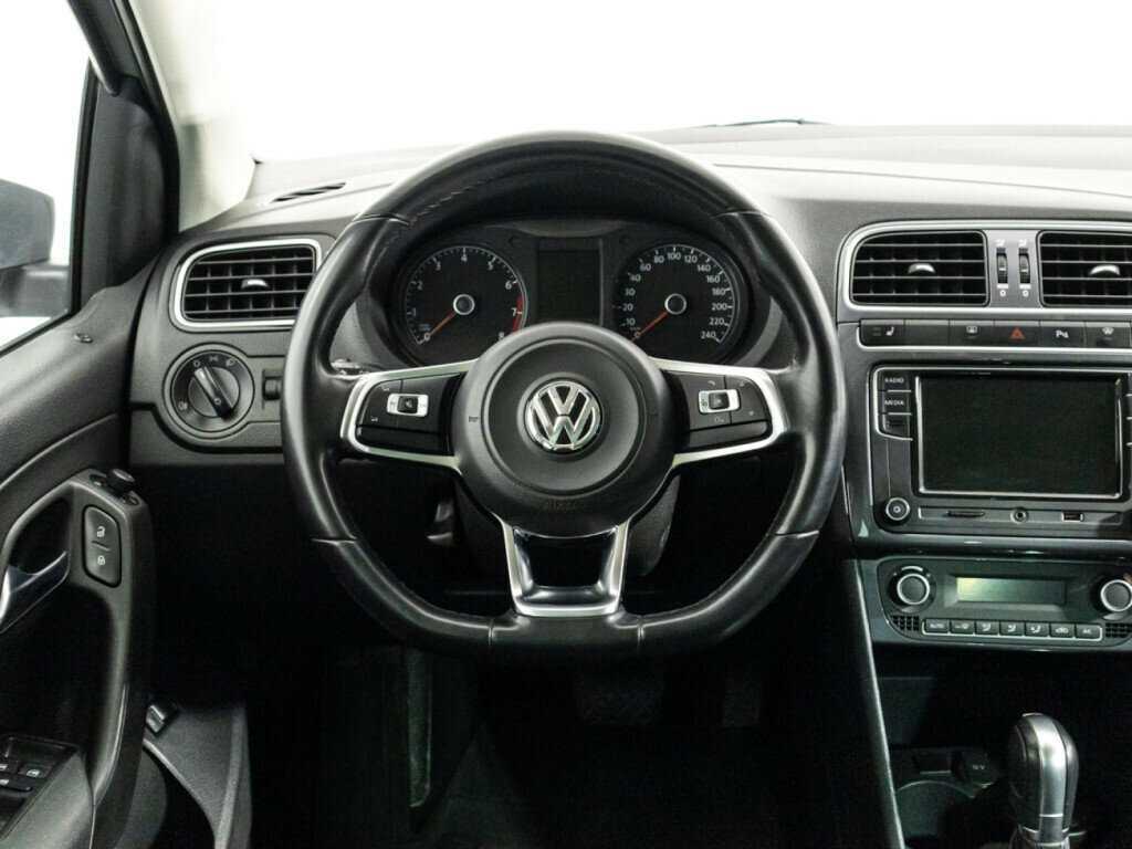 Volkswagen Polo, 2018 Фото №19