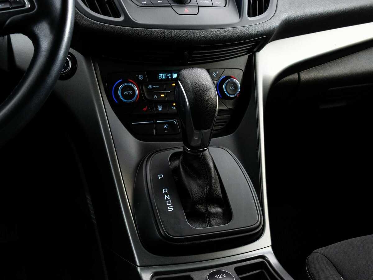 Ford Kuga, 2018 Фото №12