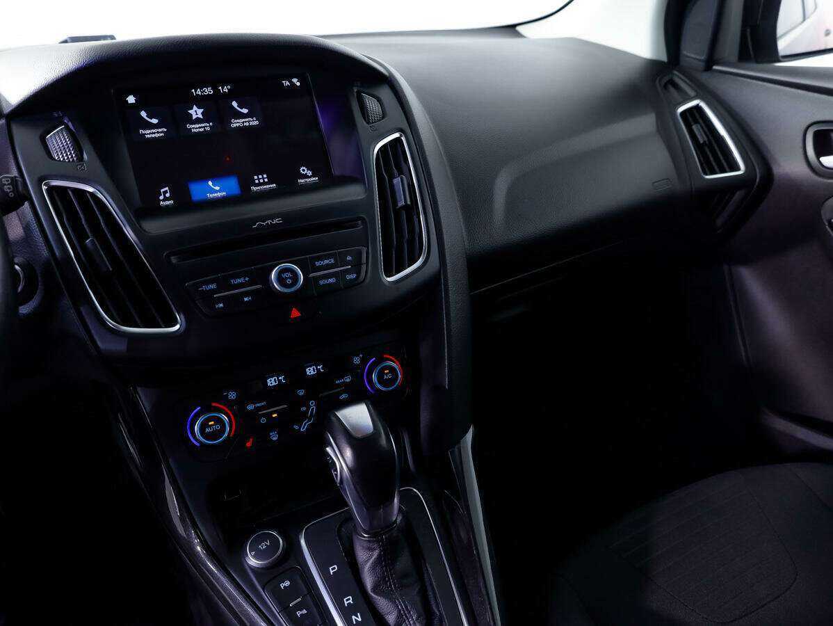Ford Focus, 2018 Фото №13