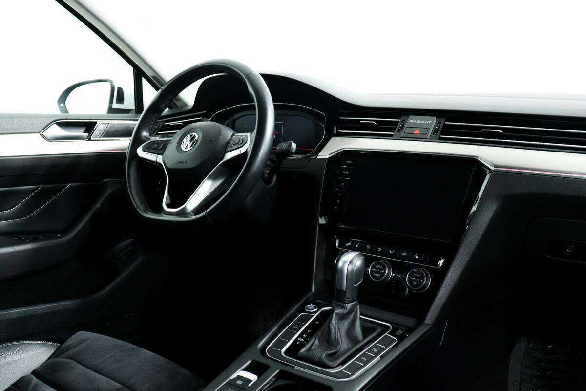 Volkswagen Passat, 2020 Фото №9