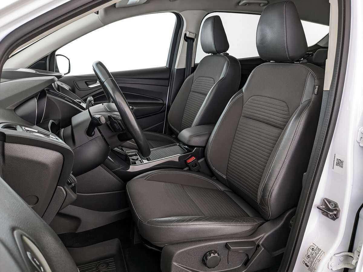 Ford Kuga, 2018 Фото №16