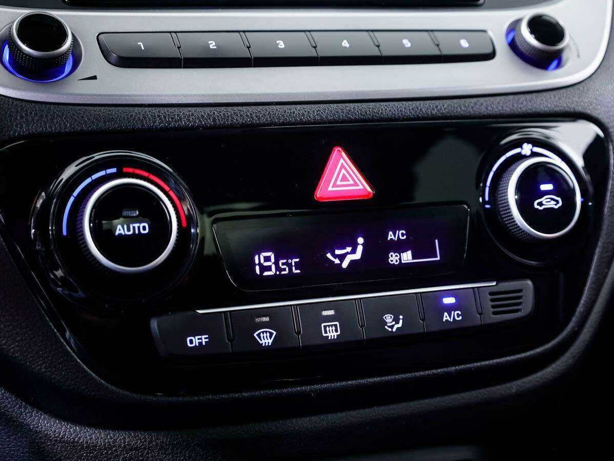 Hyundai Solaris, 2017 Фото №15