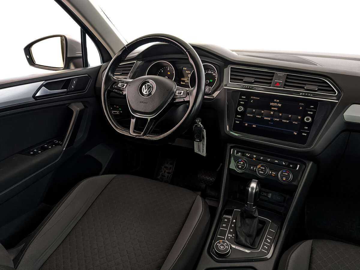 Volkswagen Tiguan, 2017 Фото №21