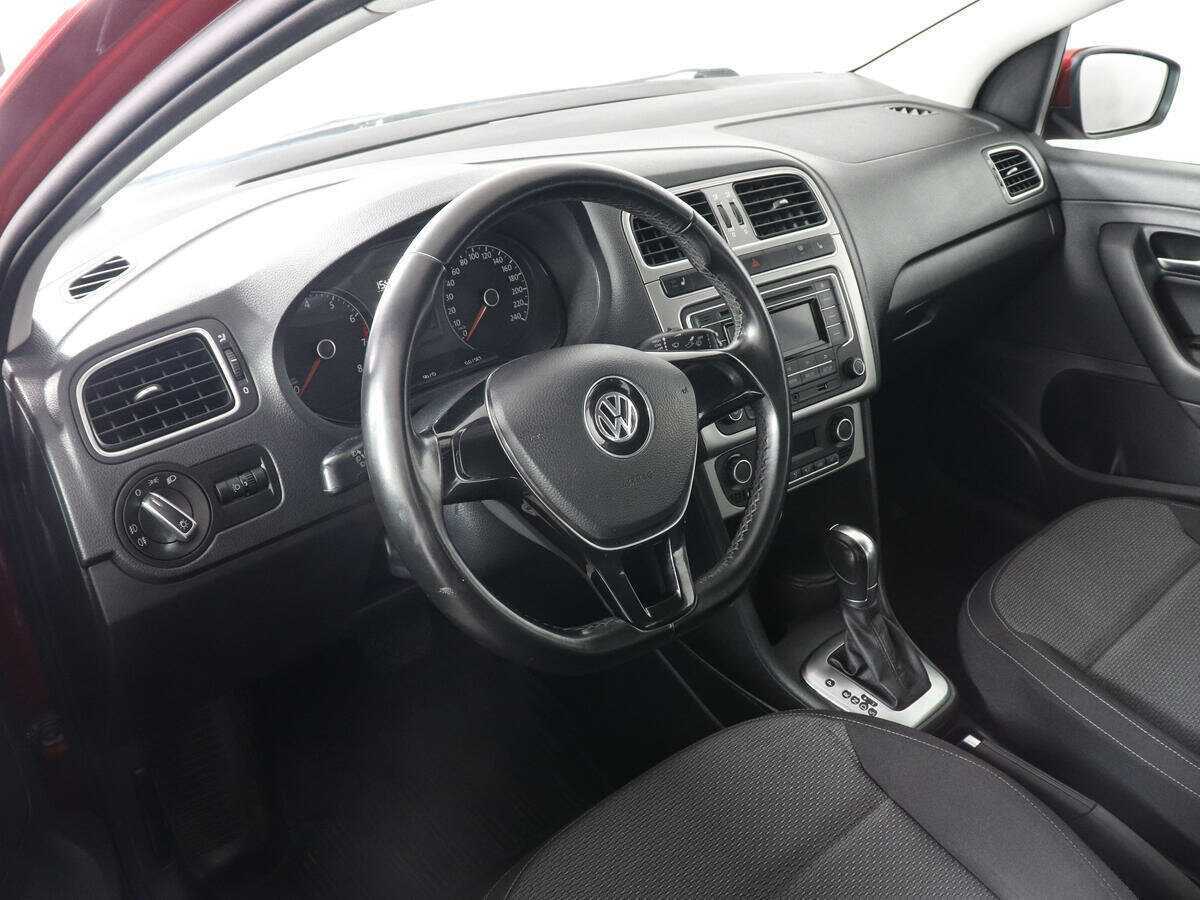 Volkswagen Polo, 2015 Фото №5