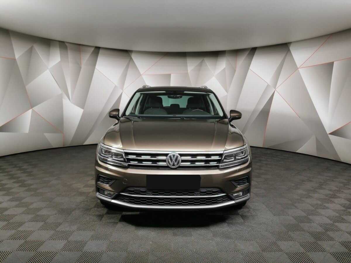 Volkswagen Tiguan, 2018 Фото №7