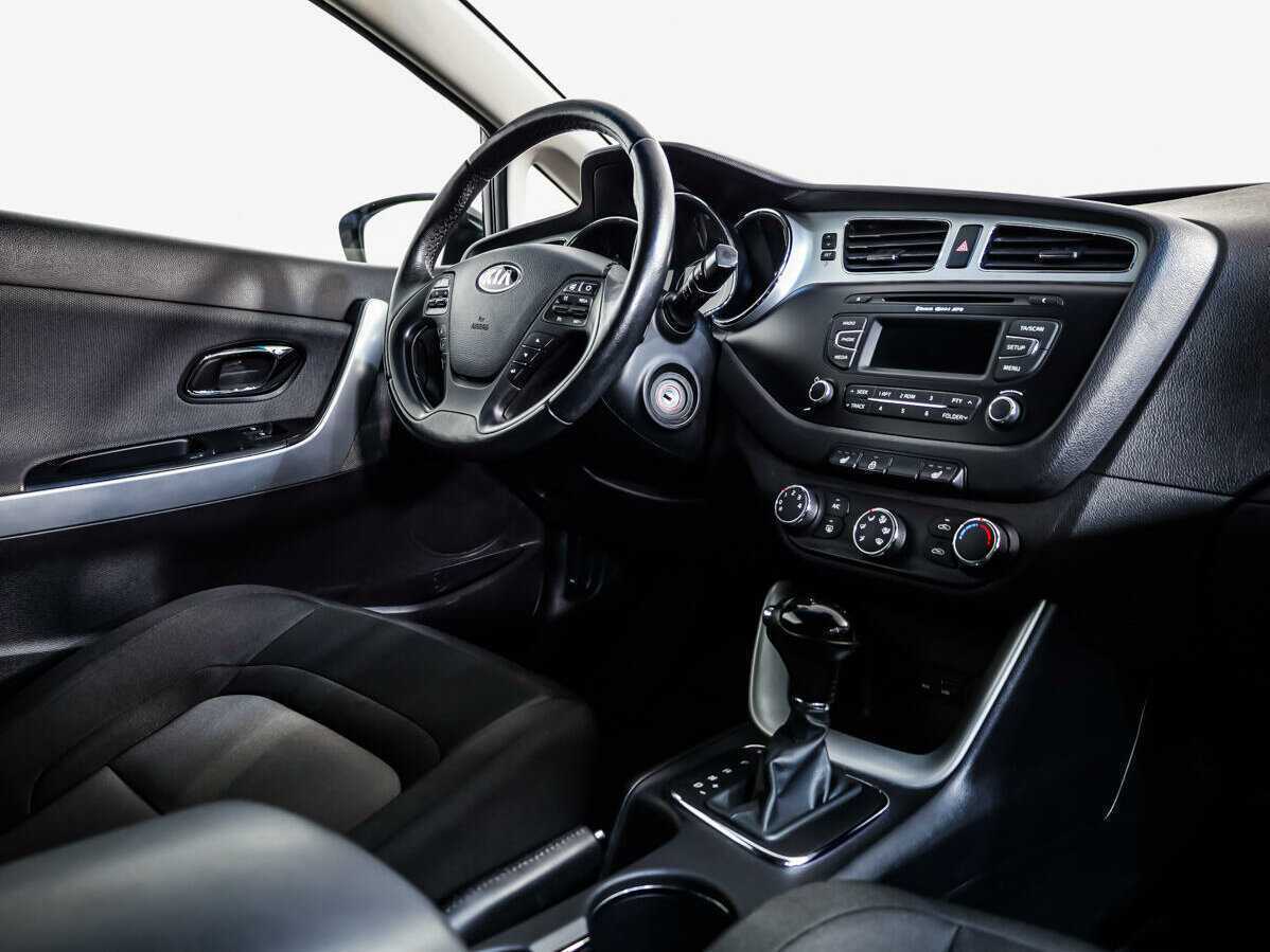 Kia Ceed, 2013 Фото №8
