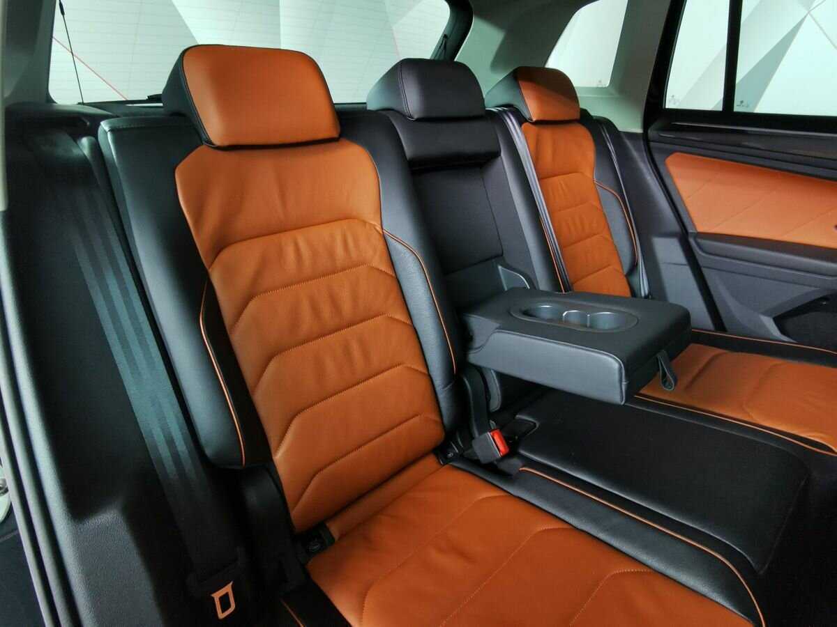 Volkswagen Tiguan, 2019 Фото №13