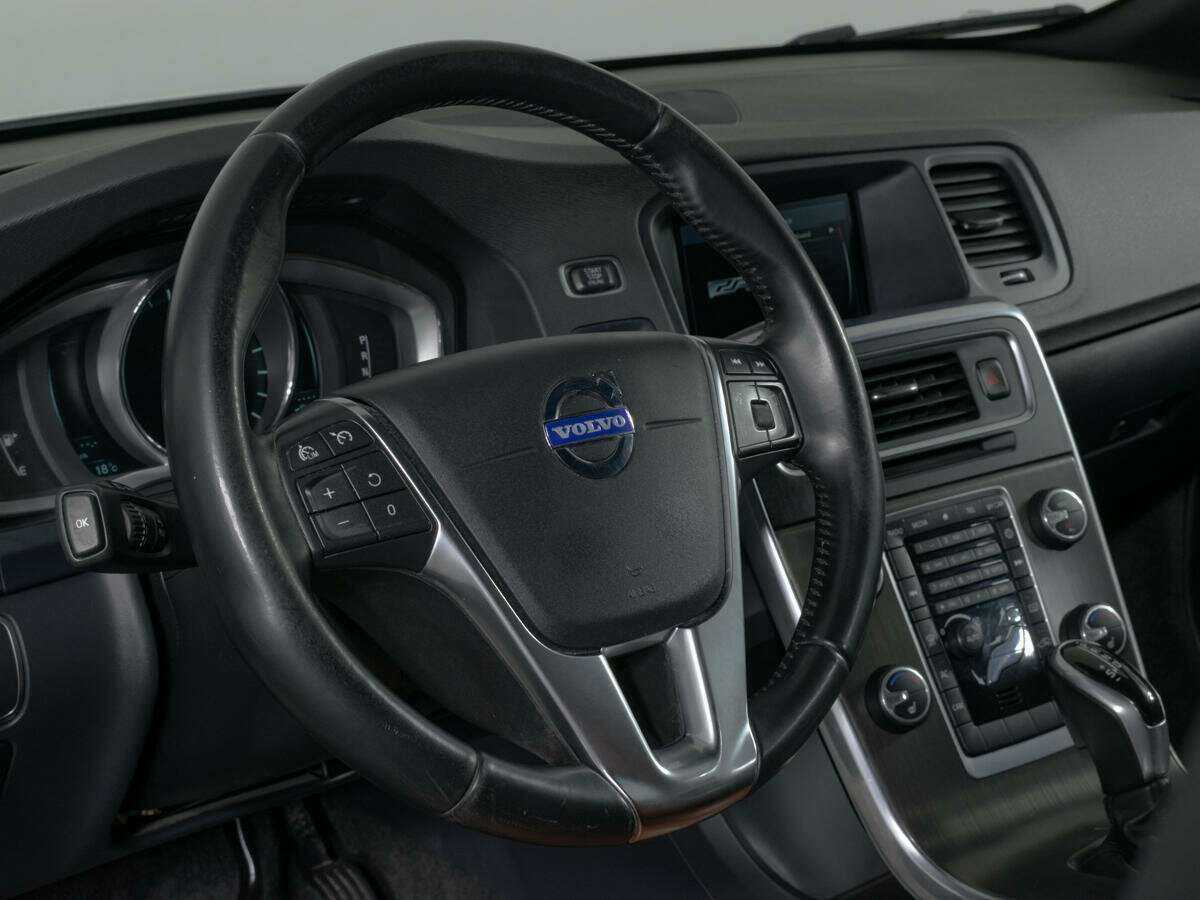 Volvo S60, 2014 Фото №13