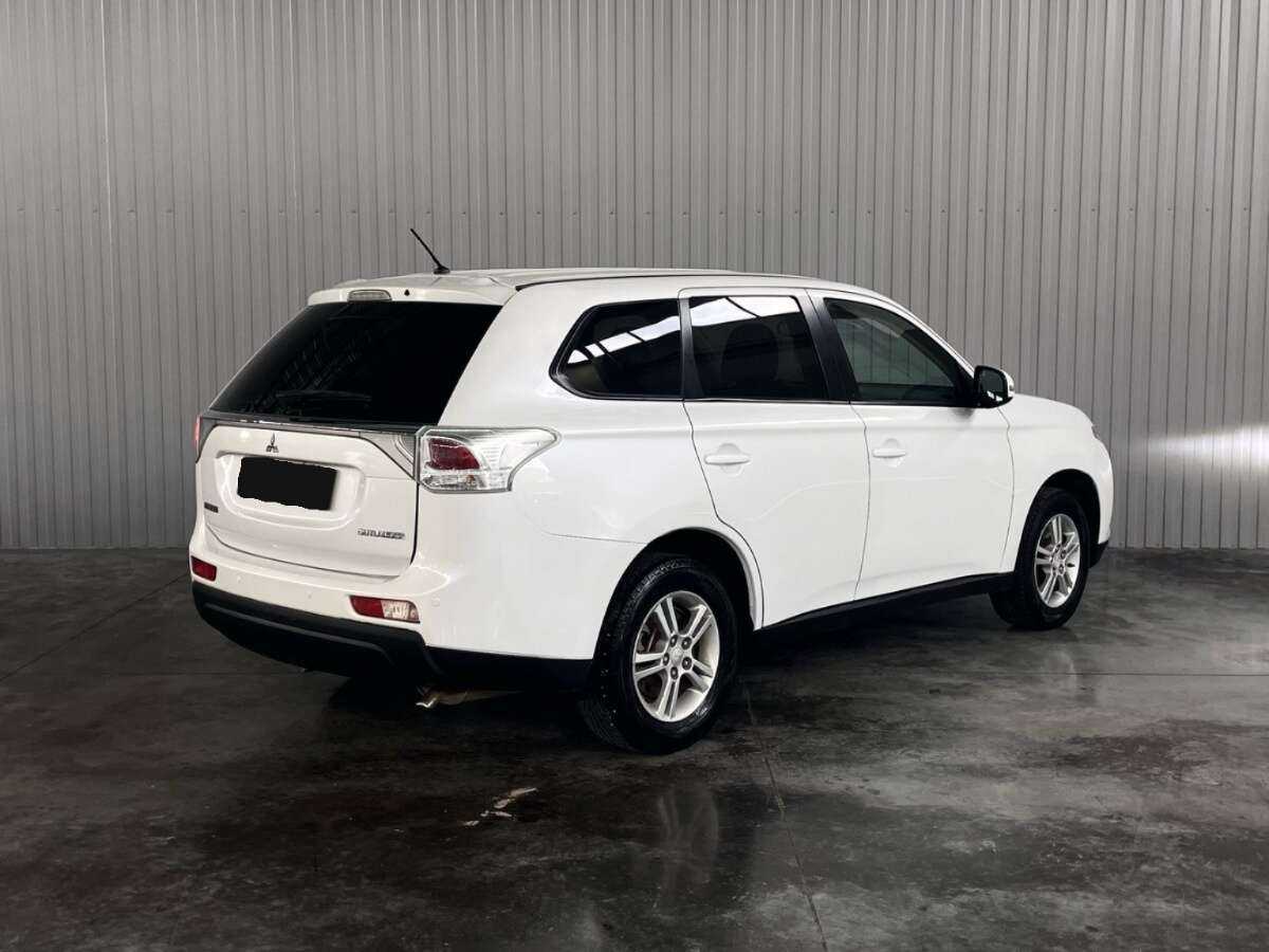 Mitsubishi Outlander, 2013 Фото №5