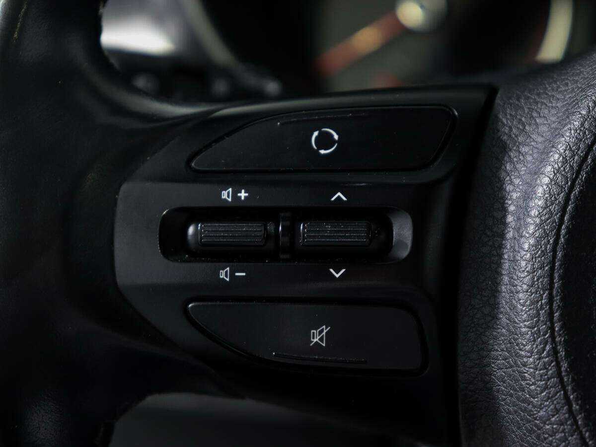 Kia Rio X-Line, 2018 Фото №17