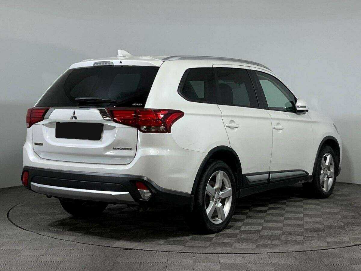 Mitsubishi Outlander, 2018 Фото №5