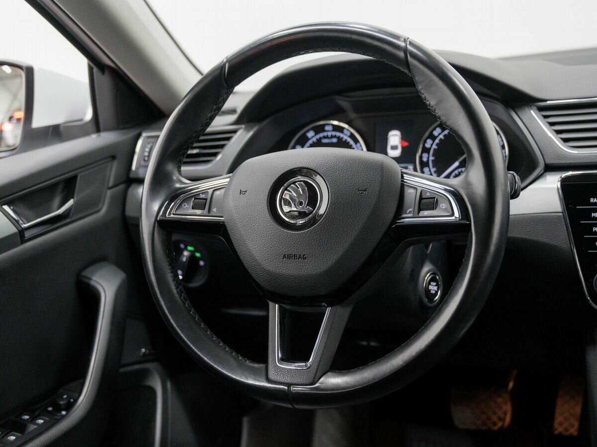 Skoda Superb, 2018 Фото №12