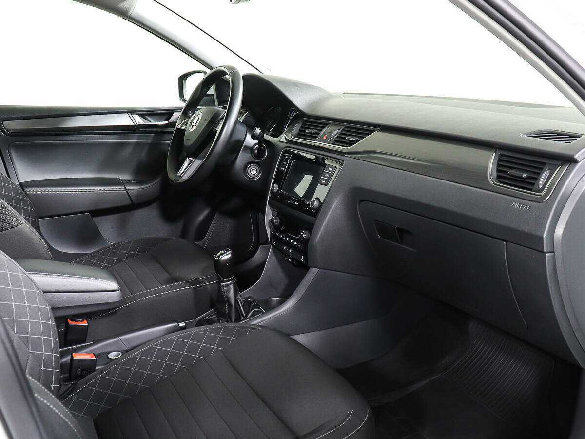 Skoda Rapid, 2018 Фото №8