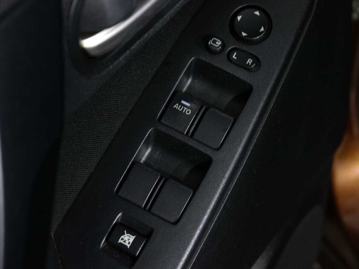 Mazda 3, 2012 Фото №14