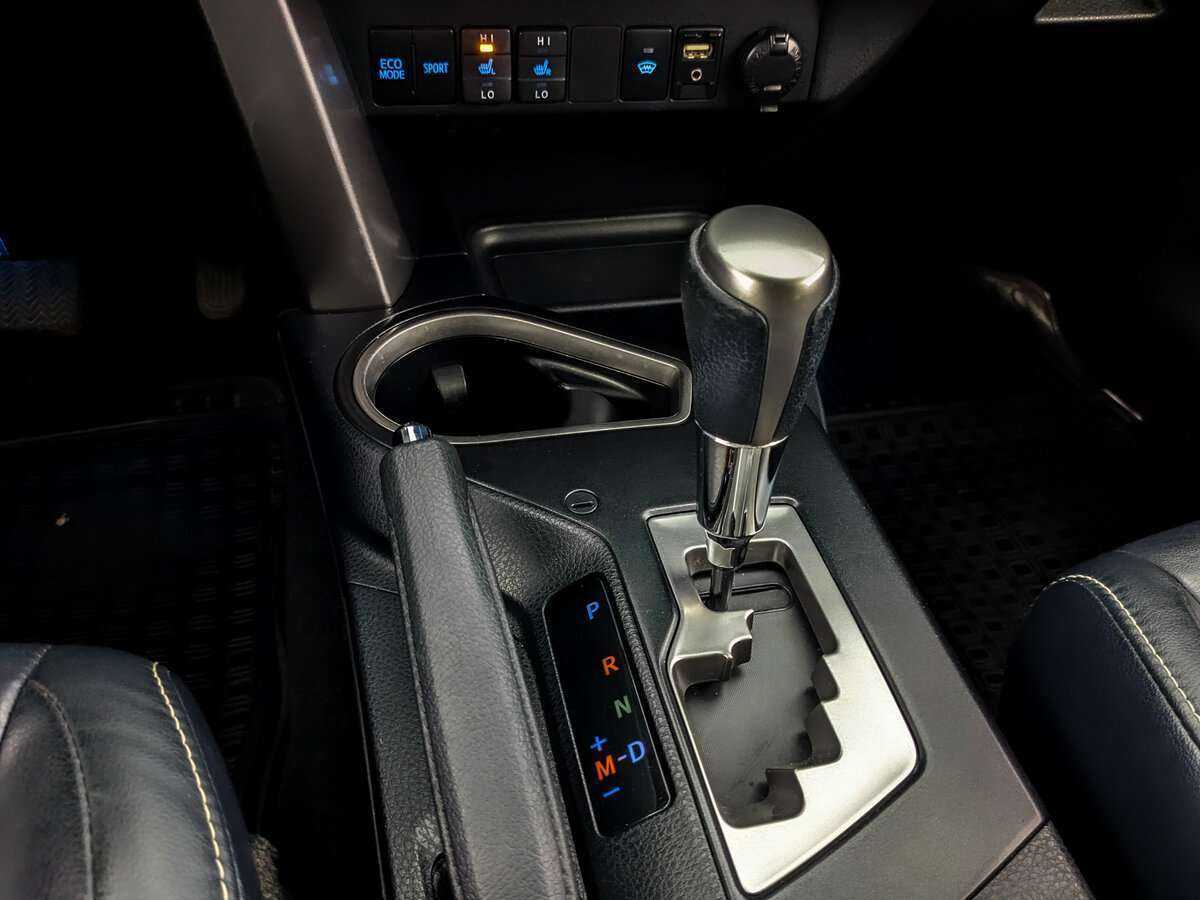 Toyota RAV4, 2017 Фото №22