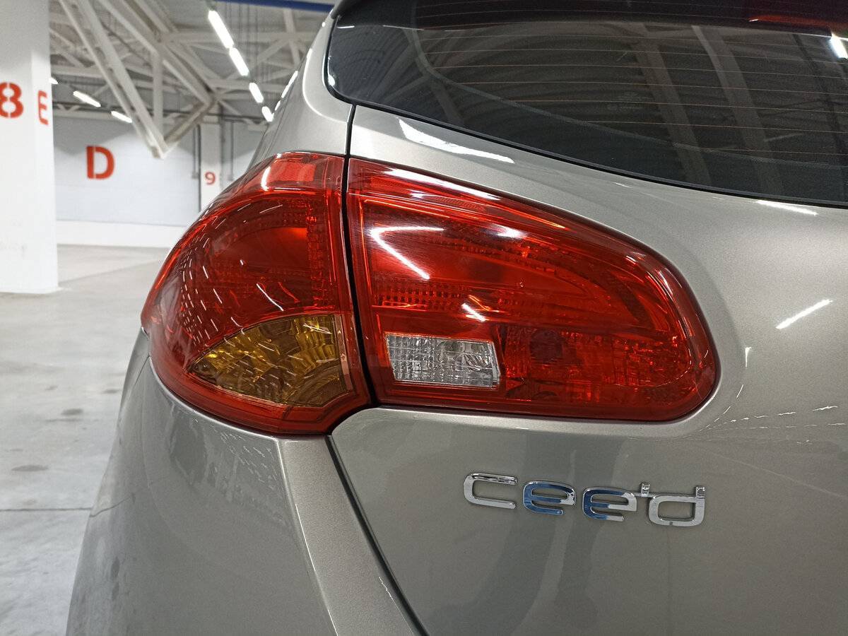 Kia Ceed, 2015 Фото №9
