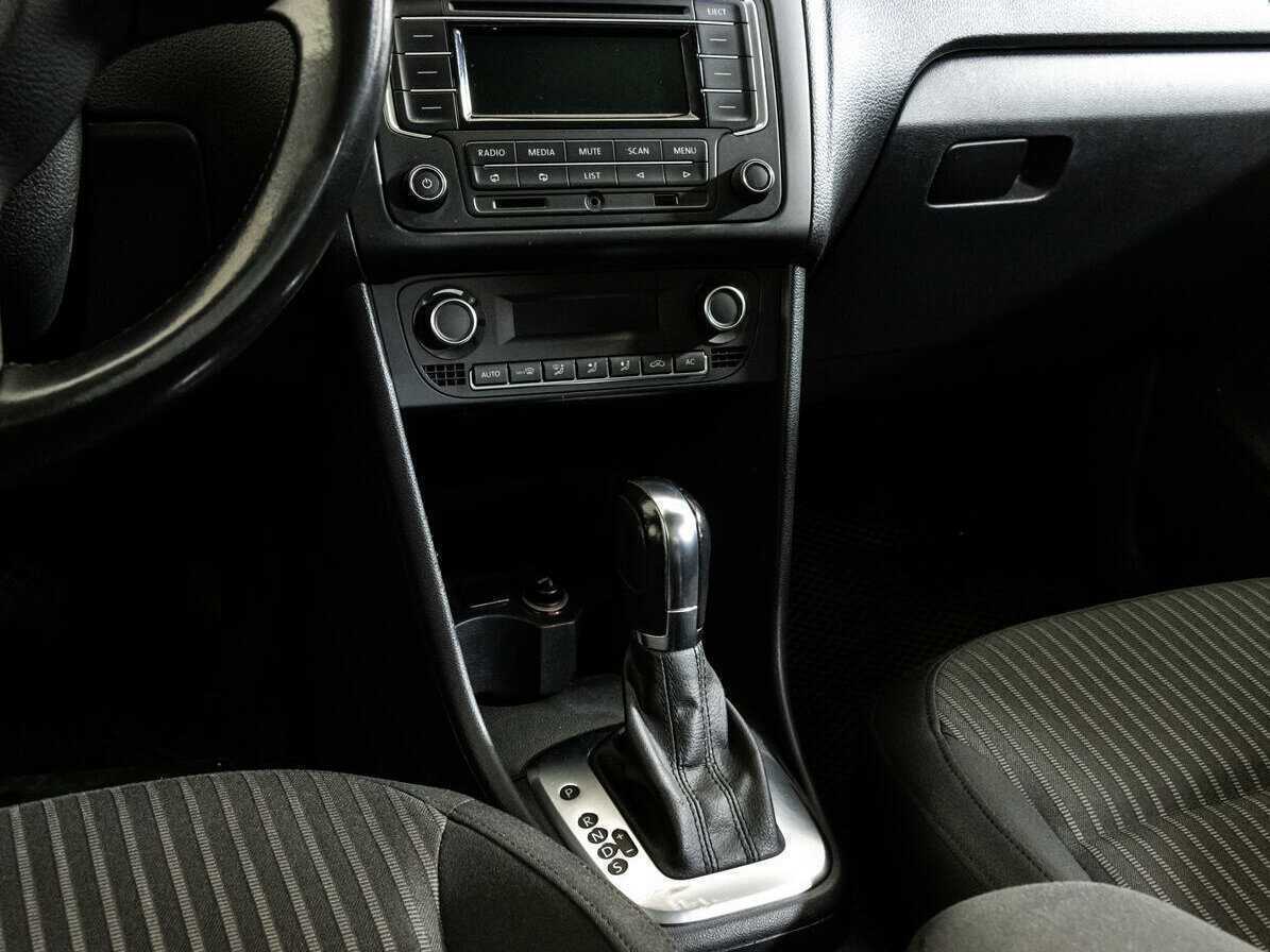 Volkswagen Polo, 2013 Фото №10