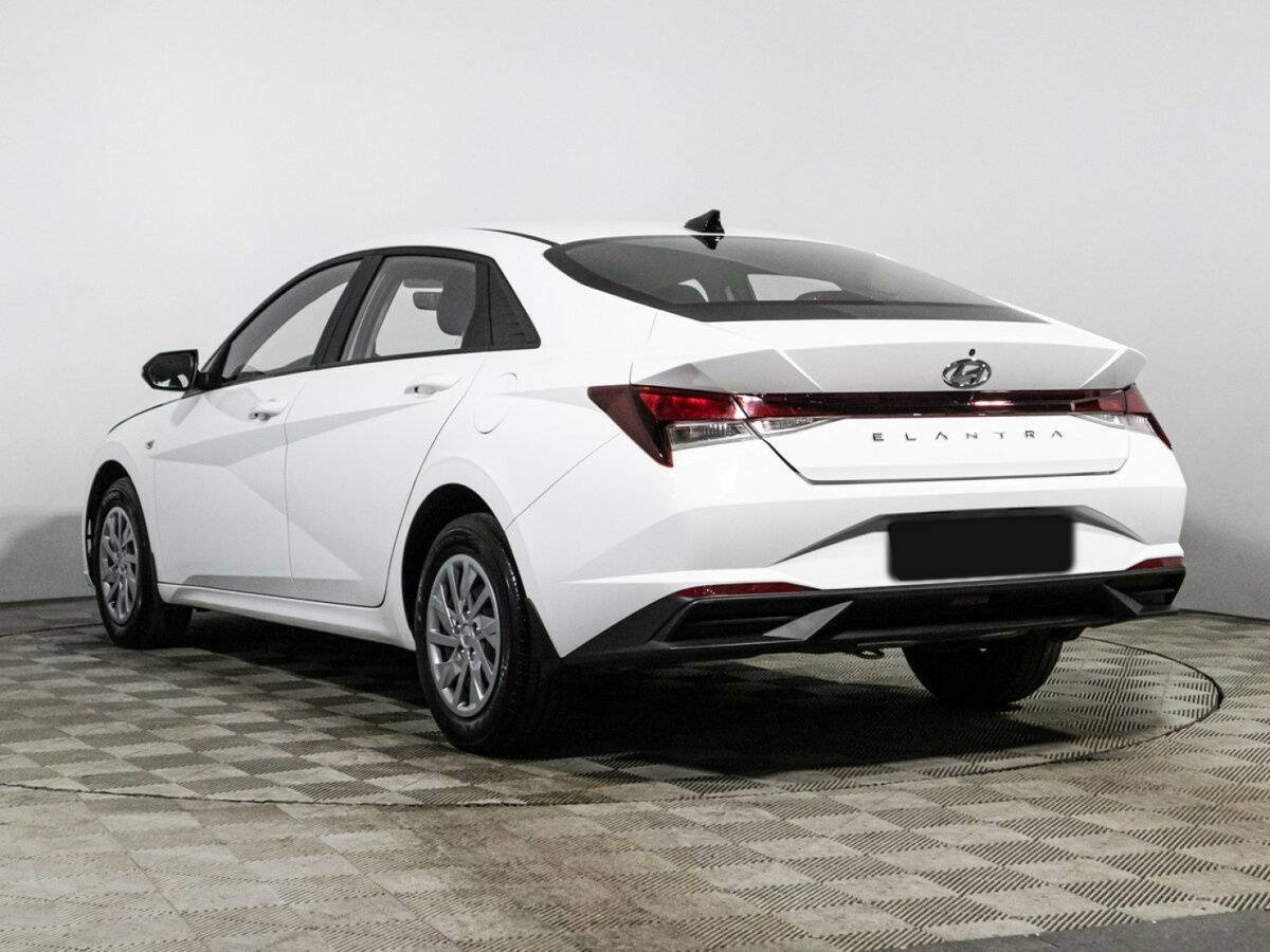 Hyundai Elantra, 2021 Фото №7