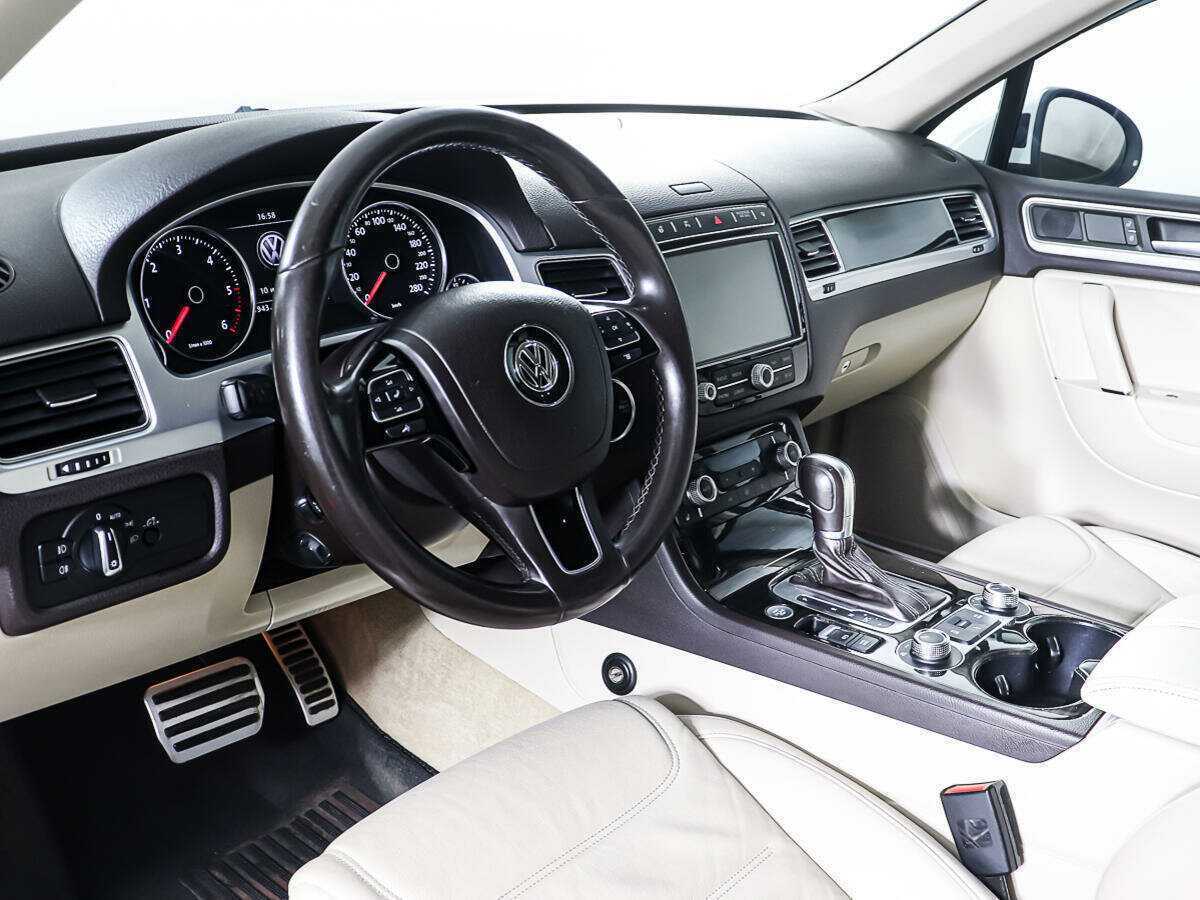Volkswagen Touareg, 2014 Фото №13