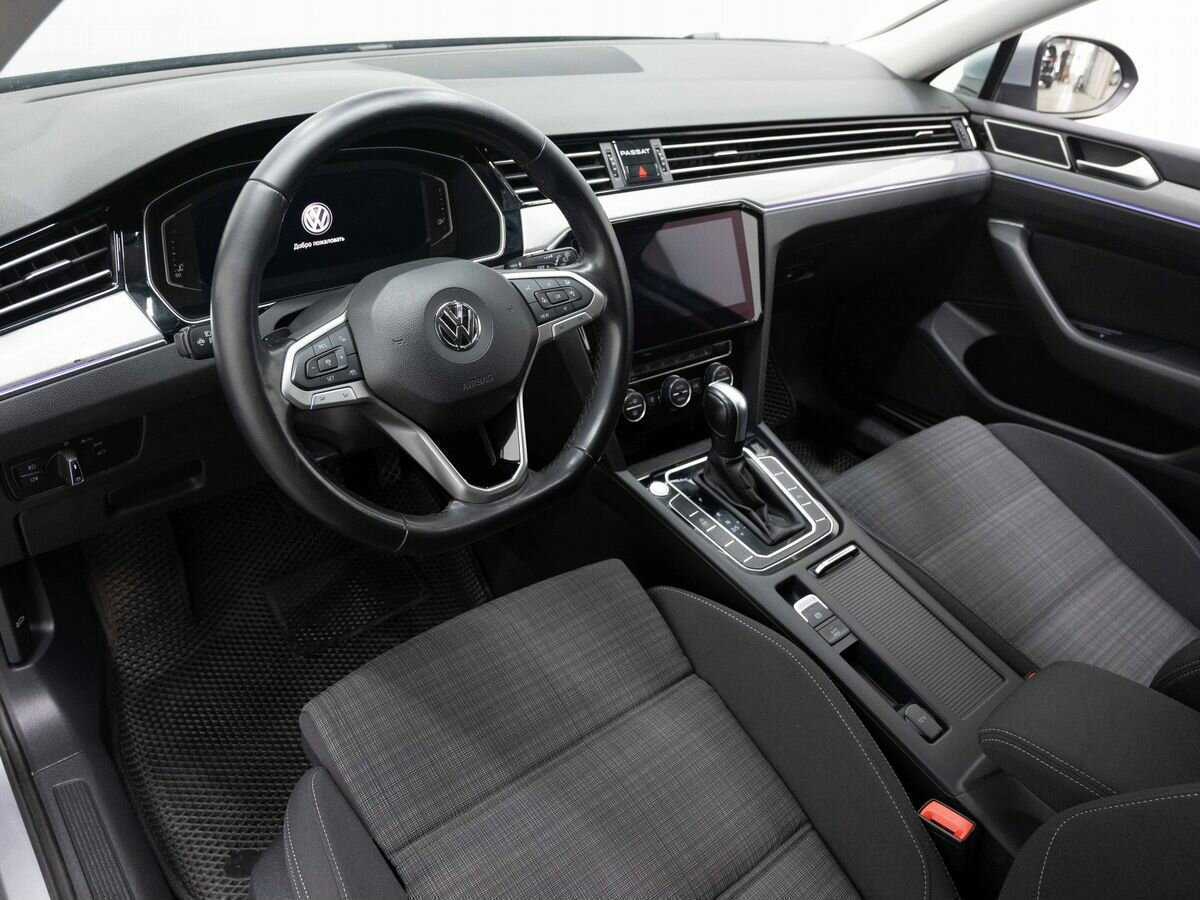 Volkswagen Passat, 2020 Фото №9