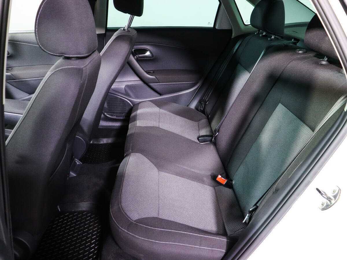 Volkswagen Polo, 2017 Фото №8