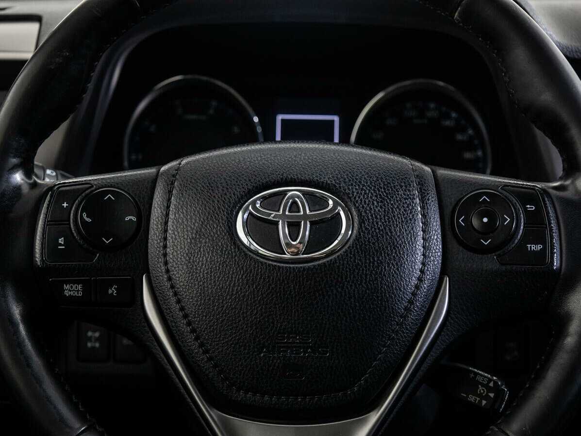 Toyota RAV4, 2018 Фото №16