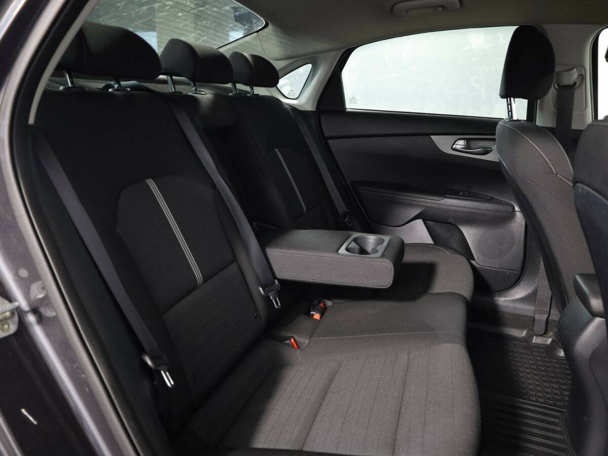 Kia Cerato IV, 2018 Фото №9