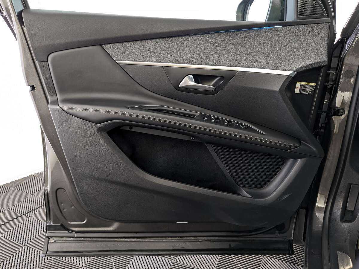 Peugeot 3008, 2018 Фото №14