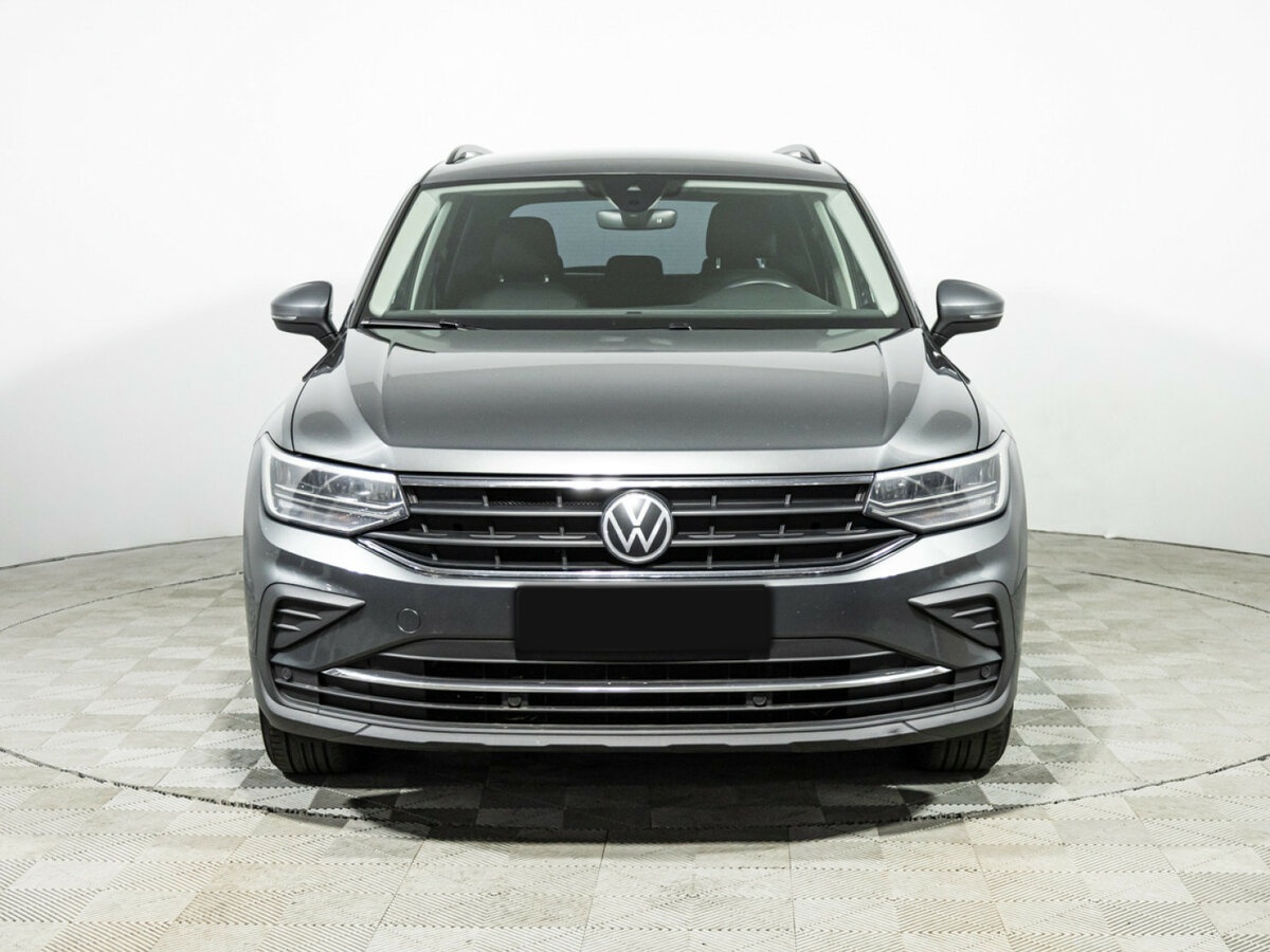 Volkswagen Tiguan II Рестайлинг, 2022 Фото №2