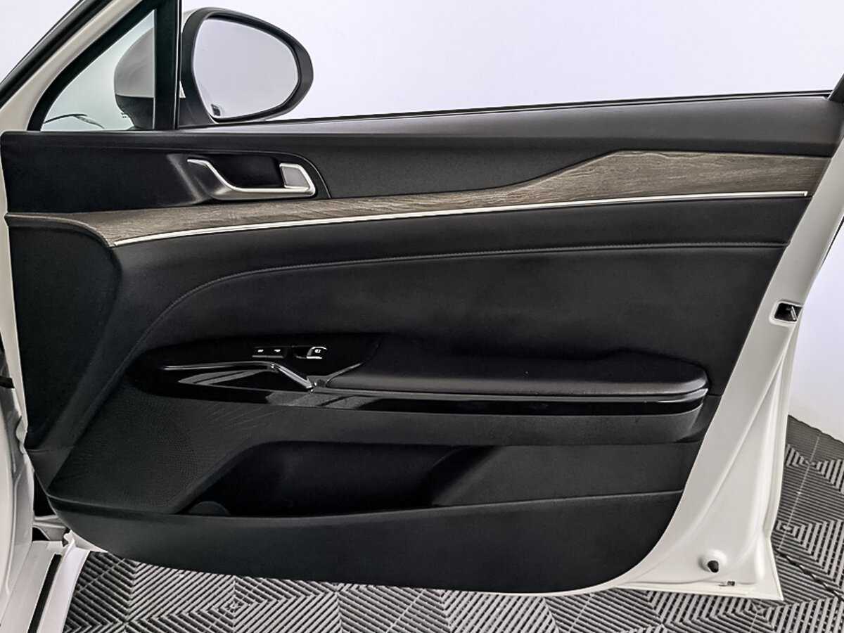 Kia K5, 2020 Фото №20