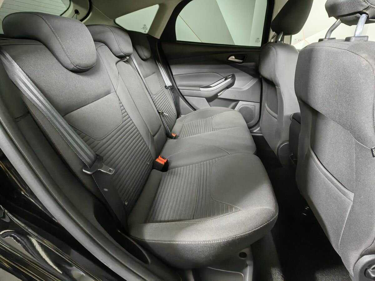 Ford Focus, 2018 Фото №12