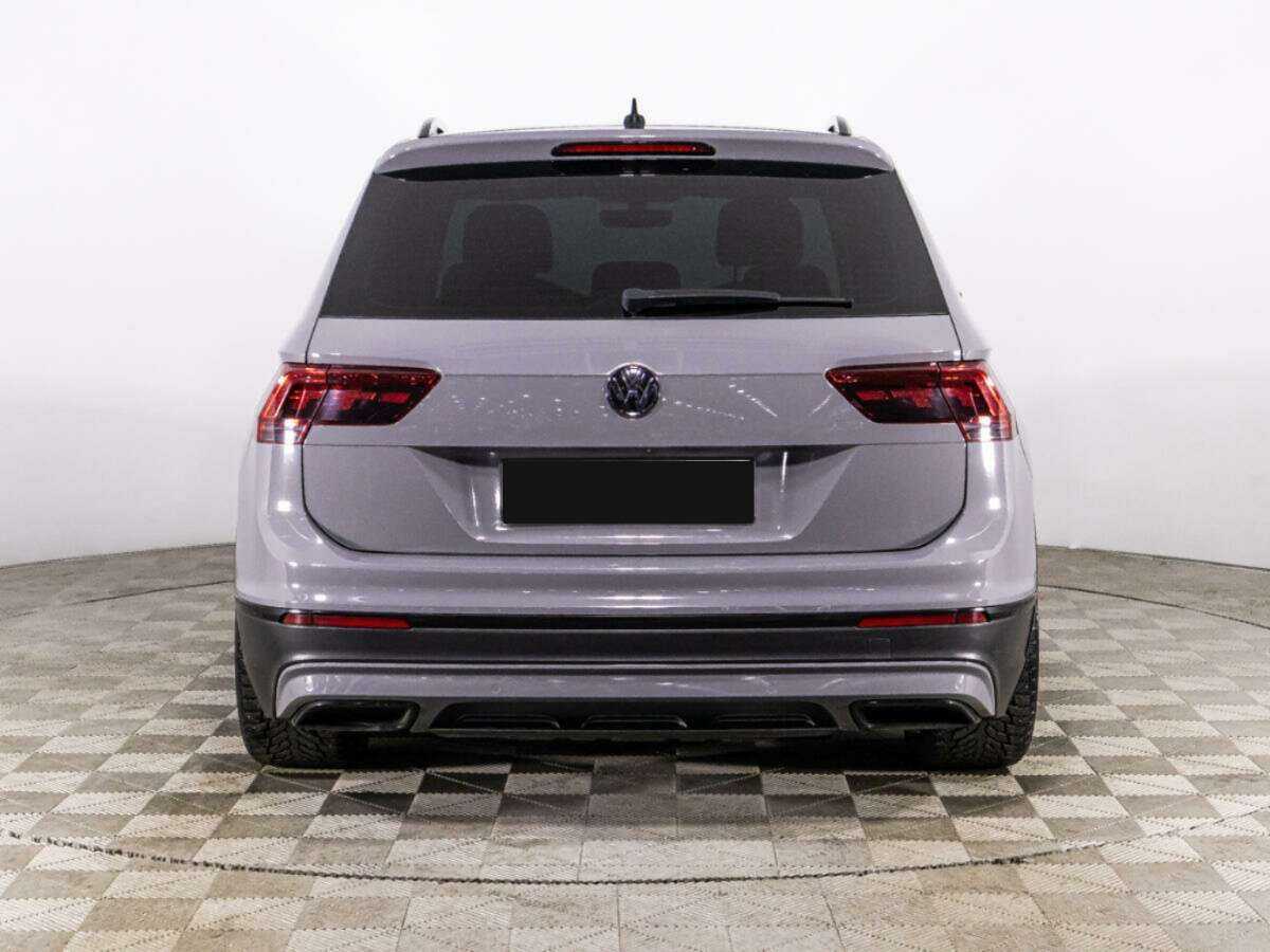 Volkswagen Tiguan, 2018 Фото №6