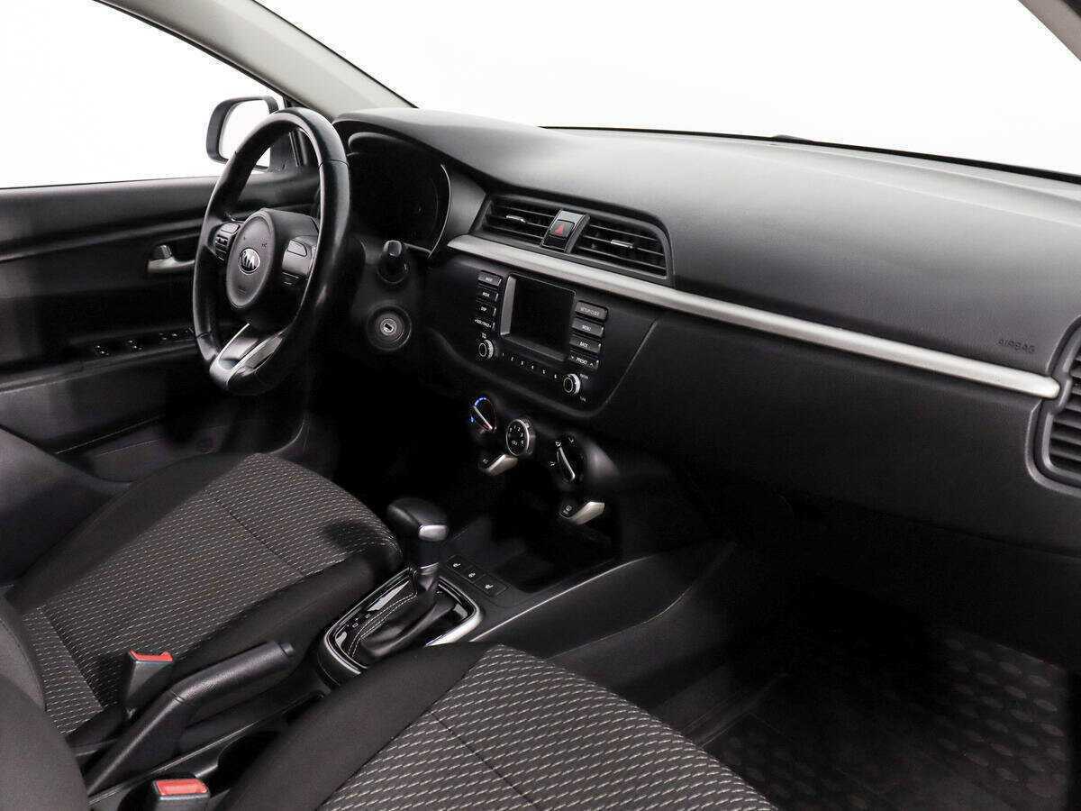 Kia Rio, 2017 Фото №11
