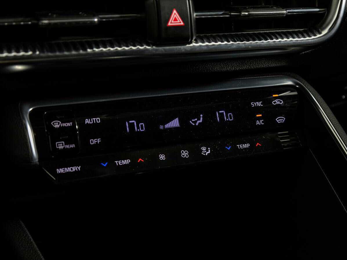 Kia K5, 2020 Фото №21