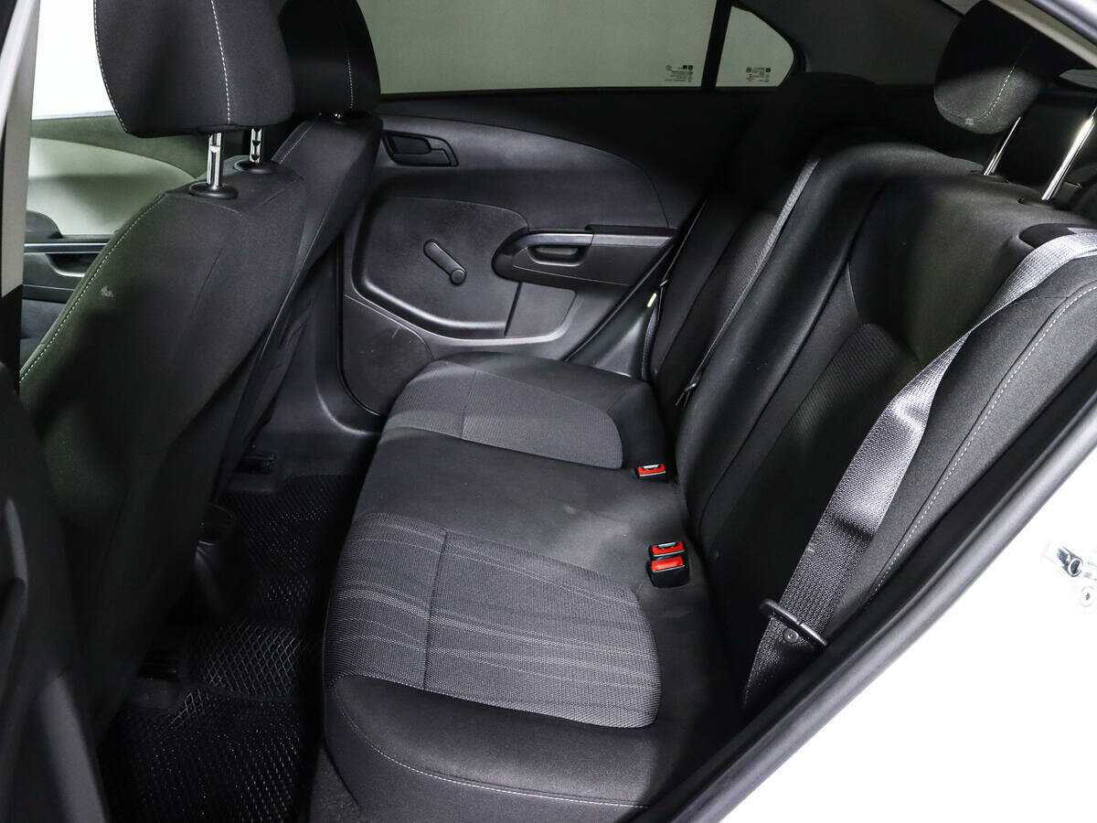 Chevrolet Aveo, 2012 Фото №8