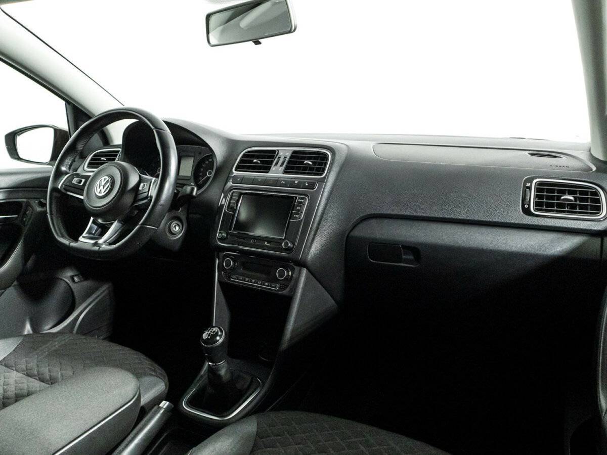Volkswagen Polo, 2018 Фото №9